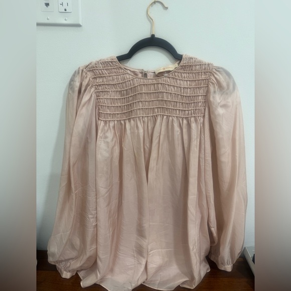 Tory Burch Silk Top, size 6, 100%silk, pale pink used once no cord - Picture 5 of 6